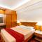 Tropicana Suites