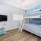 Oceanfront Getaway, Private Beach, Fire Pit, 5BR - Oceanside