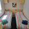 stacaravan nr16 is 5 persoons - Schoonloo