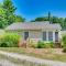 Charming Coastal Cottage with Pool Access! - ويلز