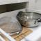 Elegant & Private Apartment - Short Walk From Downtown - London