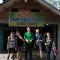 Jhony's Backpacker-Guest House only stay here book treking with us - 武吉拉旺