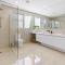 Opulence on Olive - Resort Luxury In Blairgowrie, Opposite Yacht Club