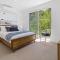 Opulence on Olive - Resort Luxury In Blairgowrie, Opposite Yacht Club