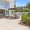 Opulence on Olive - Resort Luxury In Blairgowrie, Opposite Yacht Club