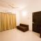 2BHK -Balcony & Pool View -Monarch Palms, Cadolim - 坎多林