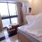 2BHK -Balcony & Pool View -Monarch Palms, Cadolim - 坎多林