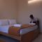 2BHK -Balcony & Pool View -Monarch Palms, Cadolim - 坎多林