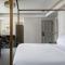 Hotel Phillips Kansas City, Curio Collection By Hilton