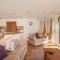 Harvester Lodge