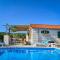 Holiday Home Dubrove by Interhome
