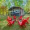 Spacious w Hot Tub, Fire Pit, Deck, Grill and WiFi