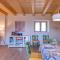 2 Bedroom Nice Home In Albagnano Di Bee