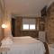 Corona de Galicia Rooms