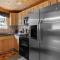 Bear Pause -Walk to lake and Alpine Slides! Beautiful knotty pine interior!