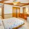 Star House Unique Home with Furnished Deck and Views - Pine Mountain Club