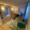 Morden Newly Renovated 1br Flats, Walk To Whyte