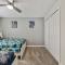 Renewed Luxury Townhouse with private pool