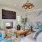 Waterfront Resort Style Villa - 5 min to fastwater - Oakley