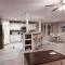 K & M Suites - Wabash