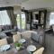 Lagoon Close Holiday Home - Pagham