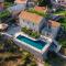 Villa Ana