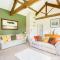 CV35 8AT The Barns Hampton Lucy · Peaceful 2Bed Retreat in Hampton Lucy Parking Pass The Keys - Charlecote