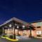 Super 8 by Wyndham Fairmont