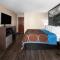 Super 8 by Wyndham Fairmont