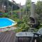 Rooms Adax with huge Garden, Swimming Pool and BBQ - 卢布尔雅那