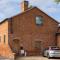 CV37 9HF The Tack Room Shottery · Charming 1Bed in Shottery with secure Parking Pass The Keys - Stratford-upon-Avon