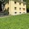 Sunflower Apartment