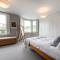 Skandi chic Hideaway near river and transport Pass the Keys - Twickenham