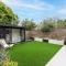 Skandi chic Hideaway near river and transport Pass the Keys - Twickenham