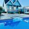 Luxurious Cottages in Batumi with a Pool - Batumi