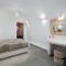 NEW Yiota Collection 3 Suites & 3 Prive Jacuzzi - Megalokhori