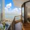 The Ballah - Central Surfers High Floor 2 Bedroom Ocean View unit with Parking Pool GYM