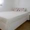 Cheerful 2 bedroom villa with pool. - Kampos