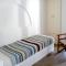 Cheerful 2 bedroom villa with pool. - Kampos