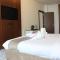Dolphin Continental Hotel