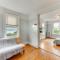 Charming Victorian Retreat with Hudson River Views - 纽堡