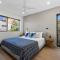 SPECTACULAR THREE BAYS
