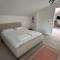 Quince Luxury Apartment
