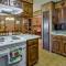 Vintage Chipley Getaway on Large Private Property - Chipley