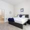 Huge 5 Bedroom Home, Sleeps 6 - Leeds