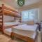 Beachfront 4 BR Condo with Pool Next to the Beach - Бусериас
