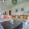 Beachfront 4 BR Condo with Pool Next to the Beach - Бусериас