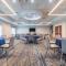 Holiday Inn Express & Suites Kansas City Airport by IHG