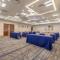 Holiday Inn Express & Suites Kansas City Airport by IHG