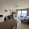 Appartement vue sur mer et le port - جارد سور مير